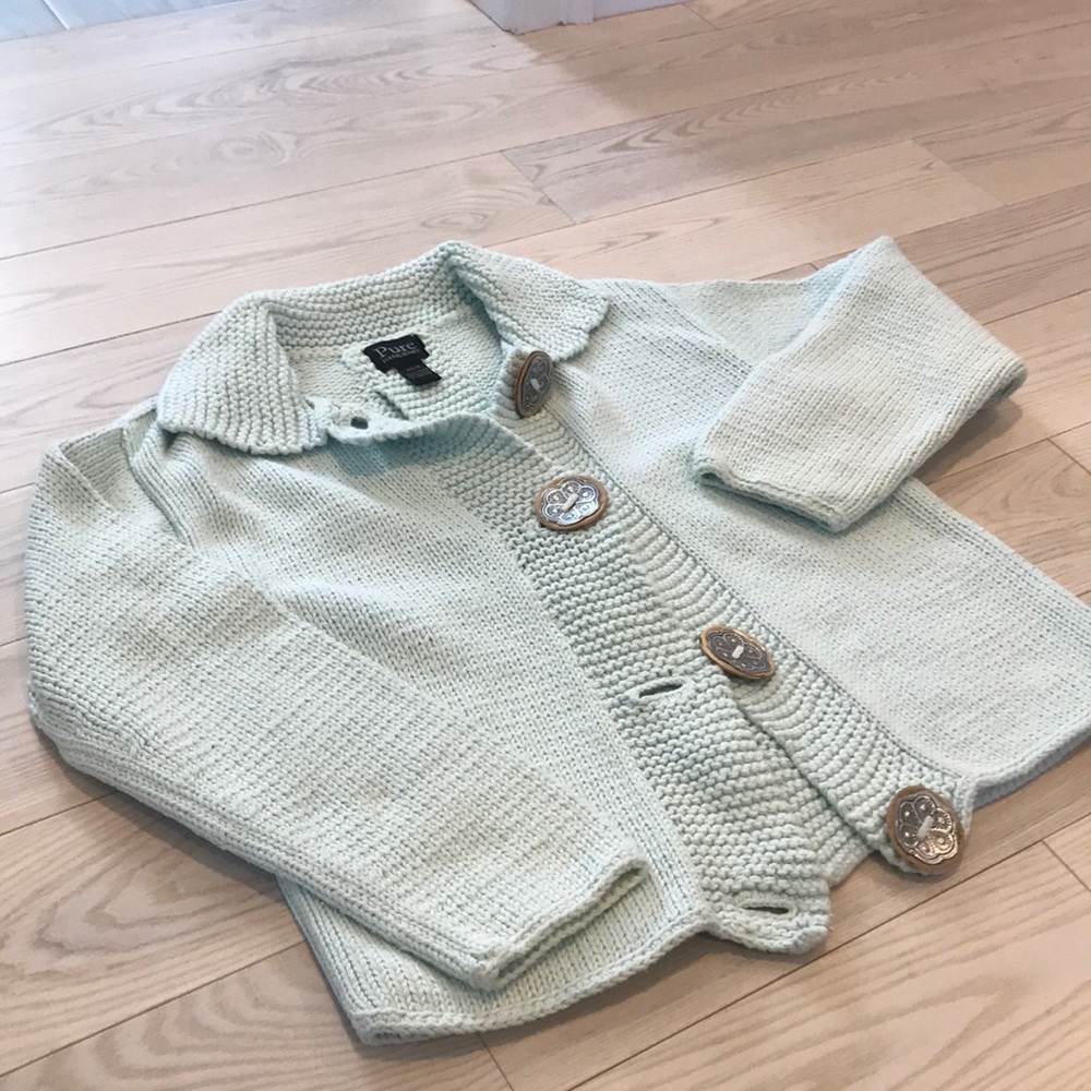 Women’s Pure Handknit Sweater from Neiman Marcus🌸